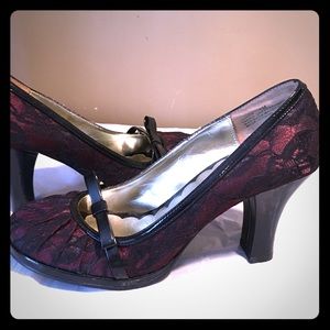 RAMPAGE JAYDEN 8M brocade Mary Jane black heels
